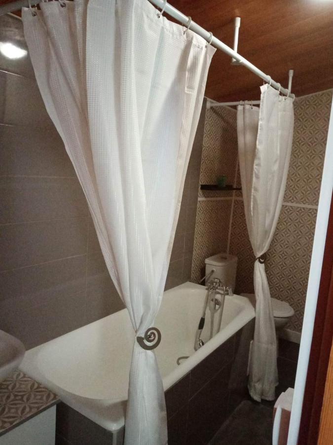 Bed and Breakfast Les P'Tites Pistes Chaux-des-Pres Esterno foto
