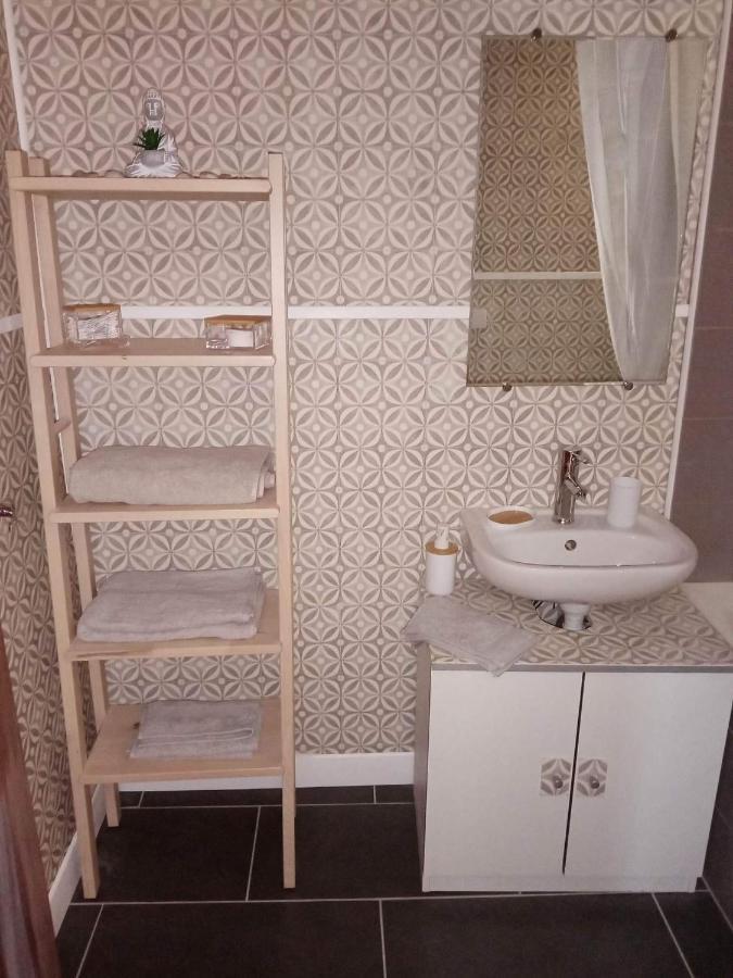 Bed and Breakfast Les P'Tites Pistes Chaux-des-Pres Esterno foto