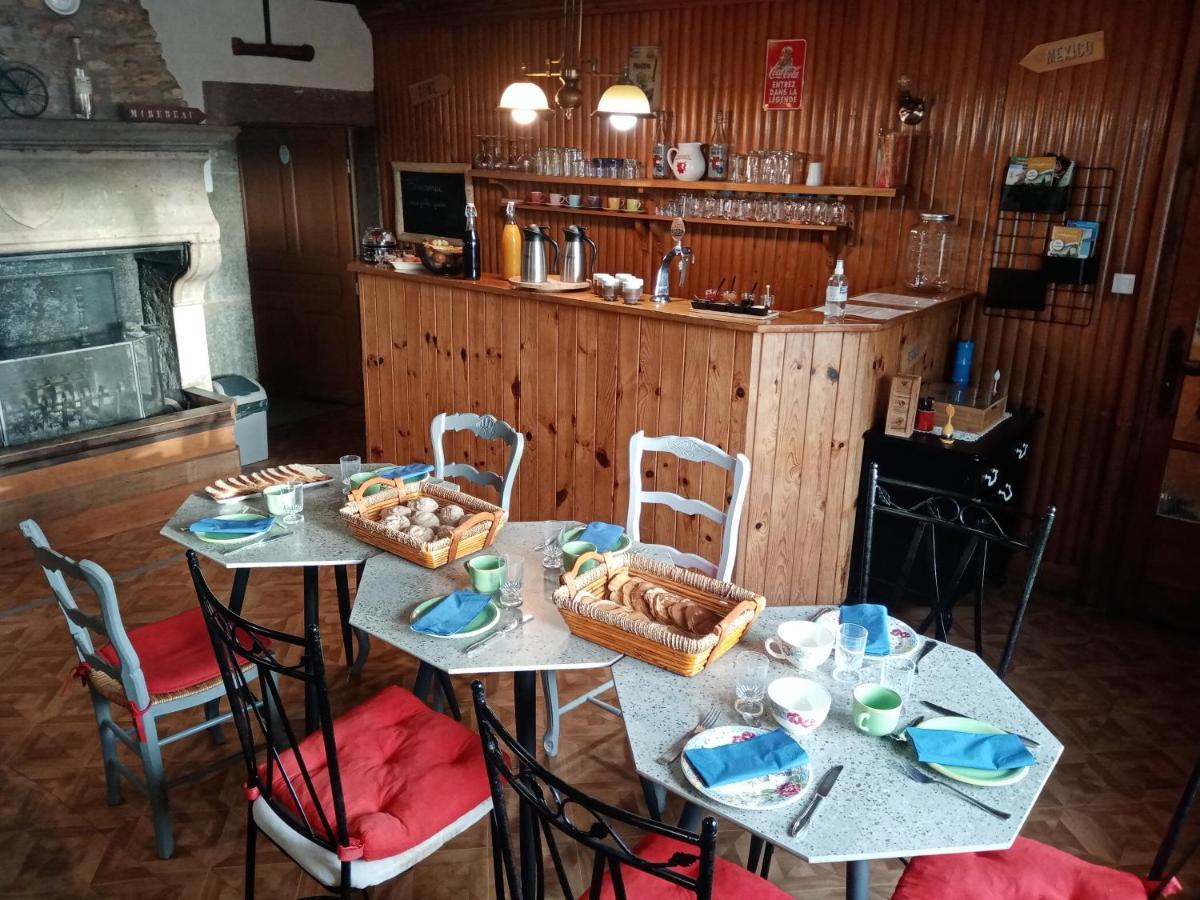 Bed and Breakfast Les P'Tites Pistes Chaux-des-Pres Esterno foto